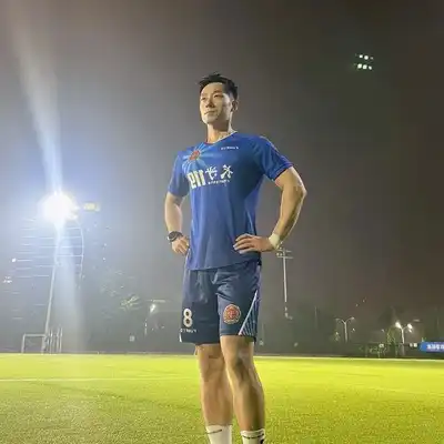 赵亮